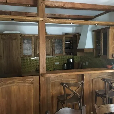 Lodge Continental